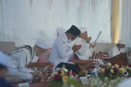 Banua beristighosah mohon pertolongan Allah dari COVID-19
