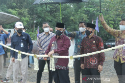 Bupati HSS resmikan Tugu Monumen Munggu Raya selesai direnovasi