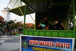 Gerai Masker Gratis Kota Madiun