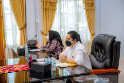 Dekranasda Medan tampilkan lima kerajinan IKM di pameran Rumah Kriya Asri