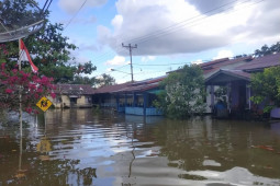 Banjir rendam sejumlah rumah di Kapuas Hulu termasuk pasar Putussibau