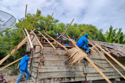 Mahasiswa Unida rehab rumah janda miskin di pelosok Aceh Besar