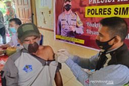 Guru di Pulau Simeulue dilarang mengajar kalau belum divaksin