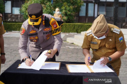 Pemkab Garut hibahkan tanah Rp5 miliar untuk bangun delapan kantor polsek