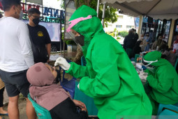 11 calon penumpang di Bandara Belitung kedapatan gunakan surat PCR palsu