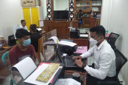 Sat Resnarkoba Polresta Mataram tangkap pemuda asal Jawa Barat