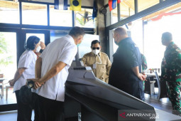 Menhan Prabowo kunjungi industri pertahanan perkapalan PT Lundin di Banyuwangi