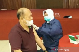 Pemkot Tasikmalaya targetkan puskesmas bisa memvaksinasi 300 orang per hari