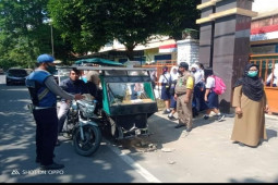 Tim Satgas COVID-19 PTM larang kendaraan roda dua dan tiga di depan sekolah