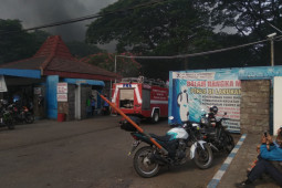 Gudang tekstil PT Mertex di Mojokerto terbakar
