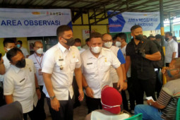 Bobby bolehkan pesta pernikahan saat PPKM Level IV, maksimal tamu 30 orang