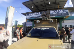 Satpol PP segel kafe tempat tujuh wanita pesta miras di Banda Aceh