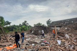 Dua orang tewas akibat ledakan diduga bom ikan di Pasuruan