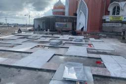Pengerjaan Masjid 99 Kubah Sulsel terhambat akibat pekerja terpapar COVID-19