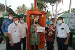 KKP bantu pusat daur ulang sampah di Muara Gembong Bekasi