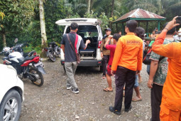 Warga Asahan hanyut di Sei Bingai Langkat ditemukan meninggal