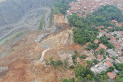 Longsor di Kabupaten Bogor, BNPB turunkan mobil satelit dan pemetaan cepat