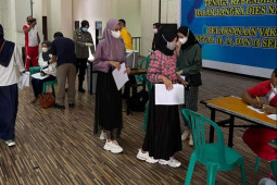 Polwan Gorontalo buka gerai vaksinasi di Kampus UNG
