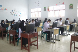 Ratusan guru honor ikuti ujian seleksi P3K tahap satu di Palas