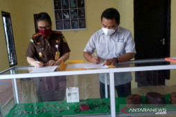 Pasarkan produk UMKM, PT Timah berikan etalase di kedai Adhyaksa Bangka Barat