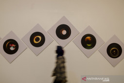Pameran fotografi Welcome to the Machine