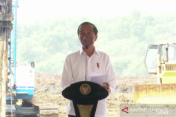 Presiden "groundbreaking" pabrik baterai kendaraan listrik pertama di RI
