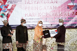 Wabup Lumajang ajak koperasi beradaptasi di era digital 4.0