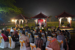 Cangkrukan Wali Kota Madiun bersama warga ajang serap aspirasi dan masifkan "tracing"