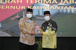 Gubernur Kalsel apresiasi dedikasi Safrizal kawal pemerintahan di Kalsel