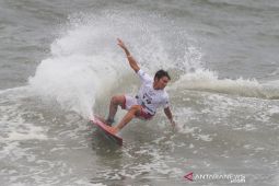 Peselancar Rio Waida ke babak 48 besar Quicksilver Pro France 2021