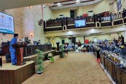 DPRD Kalsel tetapkan RAPBD-P 2021
