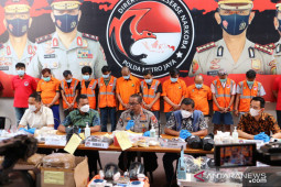 Polisi gagalkan peredaran 5.752 ekstasi dan 9,26 kilogram tembakau  sintetis