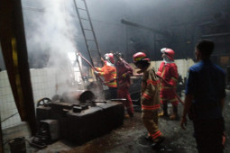 Pabrik pengolahan Kopi AAA Jambi terbakar