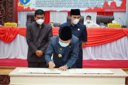 Gubernur Jambi hadiri rapat penandatanganan kesepakatan terhadap KUPA PPAS.