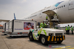 5,2 juta dosis vaksin Sinovac dan Sinopharm tiba