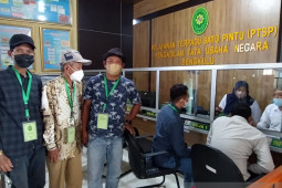 Tiga warga Bengkulu ajukan PK gugat izin lingkungan PLTU