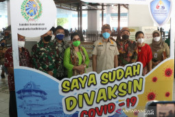 Gibran mendapat gelar dari Raja Keraton Surakarta
