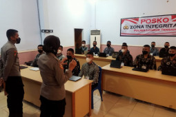 Polres Loteng gelar latihan input data registrasi online Covid-19