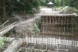 Rejang Lebong lanjutkan pembangunan jembatan di wisata Bukit Kaba
