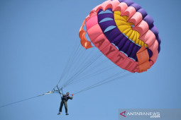 Puluhan penerbang tempur ikuti latihan "Emergency Escape and Eject" di Bali