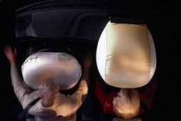 "Airbag" bermasalah, Nissan dan Mitsubishi hentikan pengiriman mobil mini