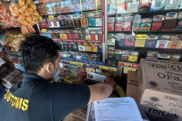 Bea Cukai Jatim II sita 2,5 juta batang rokok ilegal