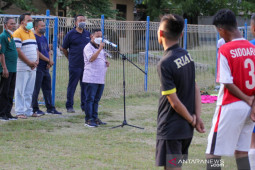 Bupati Situbondo janjikan atlet sepak bola berprestasi jadi tenaga honorer