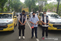 Kadin Indonesia hibahkan dua mobil vaksin keliling ke Pemkot Medan