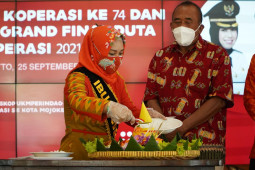 Wali Kota Ning Ita ajak insan koperasi di Mojokerto sinergi perkuat ekonomi daerah