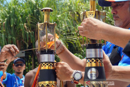Deretan mantan atlet ikut kirab api PON Papua