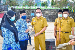 Bupati Morut  tolak permohonan pindah guru dari daerah terpencil