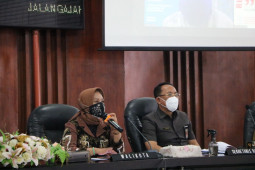 Targetkan capai nilai SAKIP "BB", Pemkot Mojokerto gelar bimtek bagi OPD