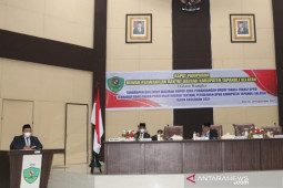 Bupati sampaikan nota keuangan Rancangan Perubahan APBD Tapsel 2021