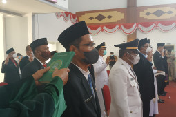 Bupati Kapuas Hulu lantik 243 pejabat administrator dan pengawas